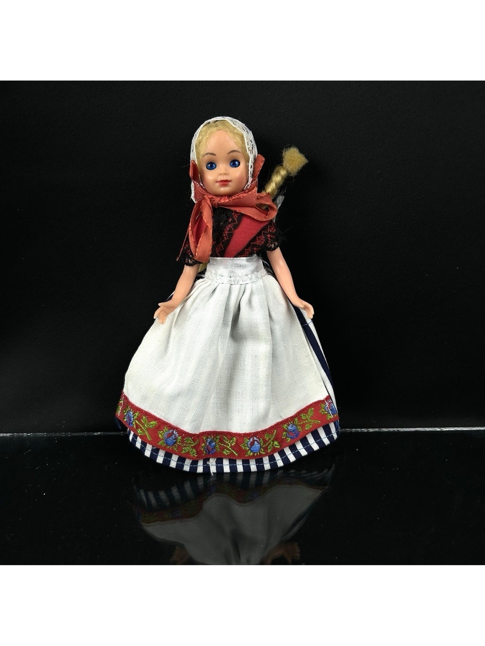 Vintage Sleepy Eyes Doll Blue Eyes Traditional Folk Dress 6”